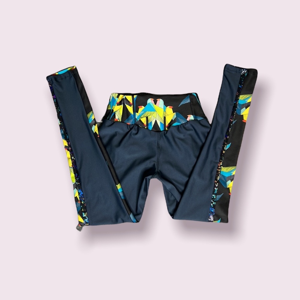 RARE NWT Parrot and Sequin Full Leggings XS
